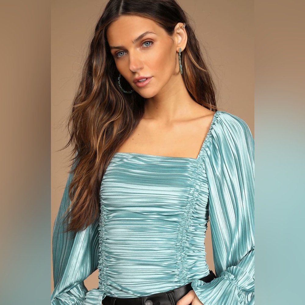 NWT Lulus Stunning Look Pleated Long Sleeve Ruched Bodysuit Teal Size Medium - Picture 4 of 13